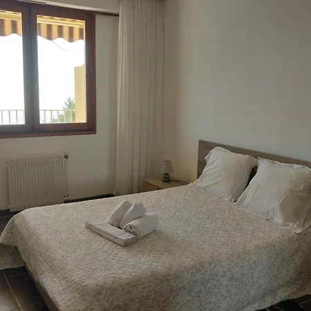 Daniella - Terrace Sea View Spacious - By Tgb