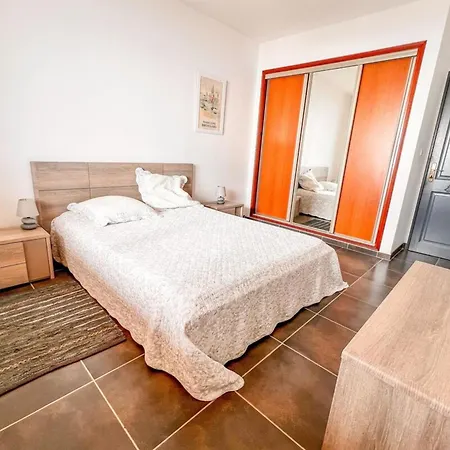 Apartment Daniella - Terrace Sea View Spacious - By Tgb *